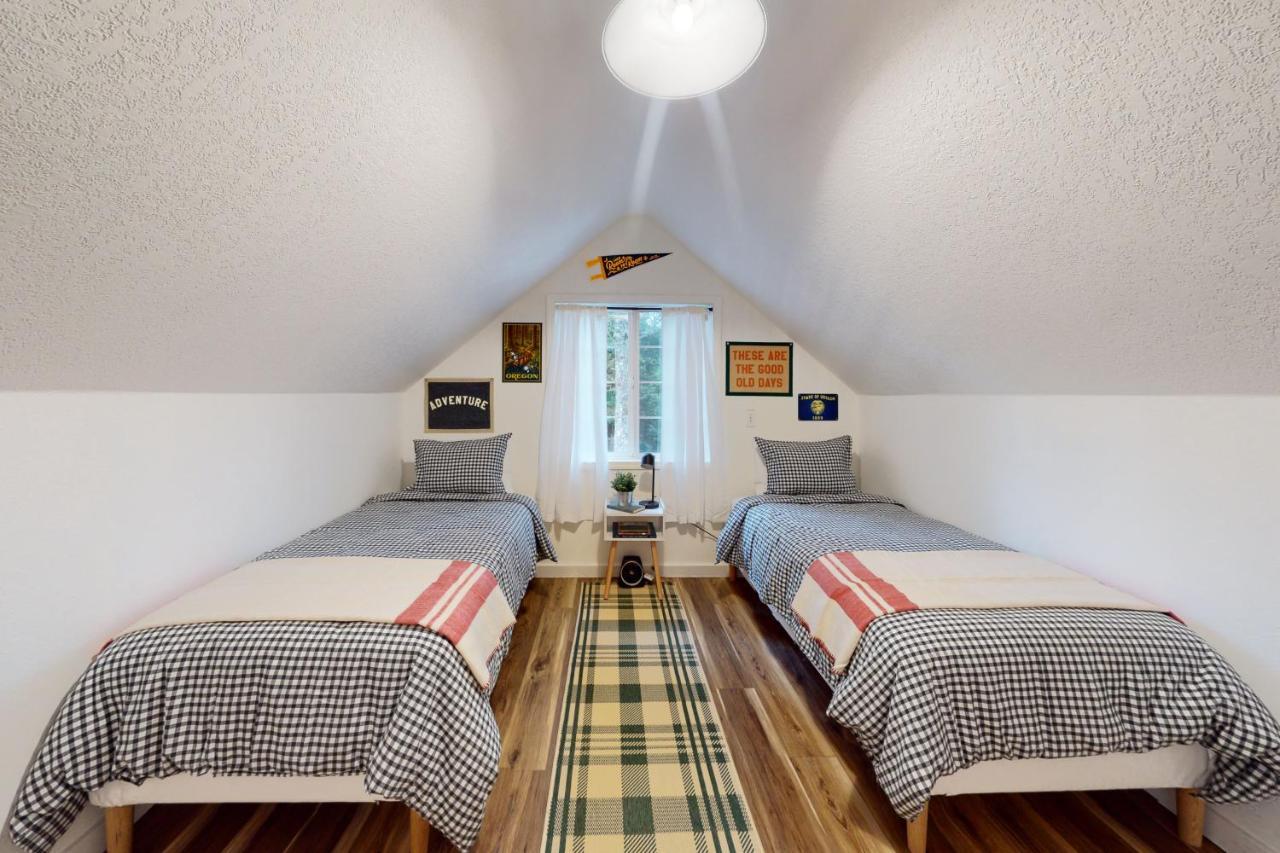 Villa Treehouse By The Sea Cape Meares Esterno foto